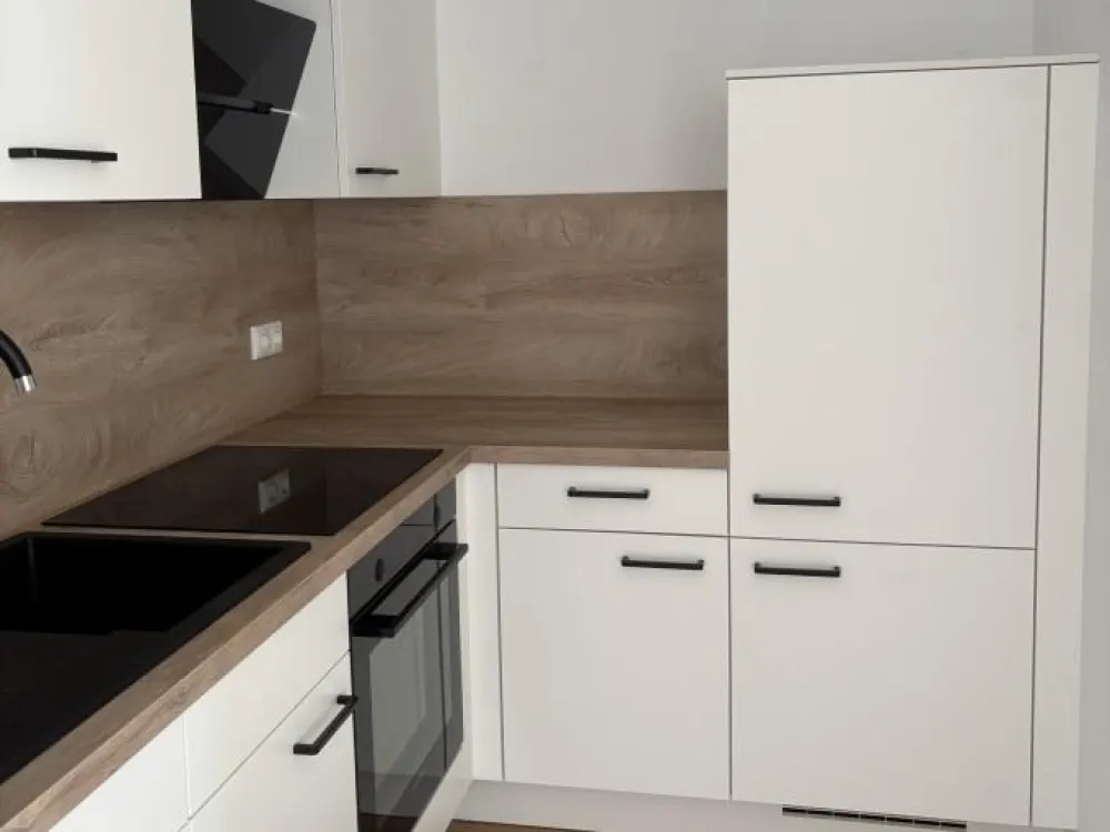 Erstbezug! Charmante Neubauwohnung mit Balkon, schicker EBK und Lift!