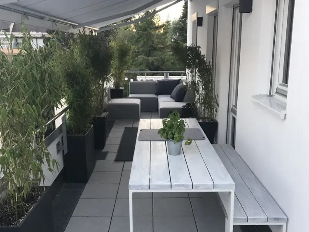 Helle,stilvolle, sowie neuwertige 3-Zimmer-Wohnung mit großer Dachterrasse und EBK