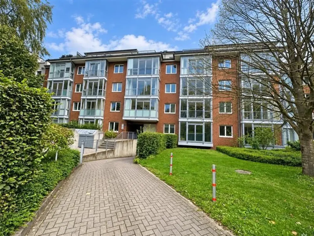 Warum hoch hinaus, wenn’s unten so schön ist?- EG Wohnung in Lurup