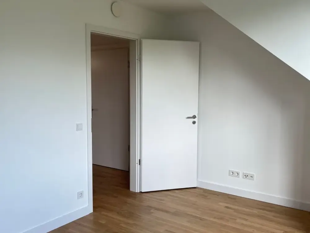 Moderne 2 - Raum Wohnung im Herzen von Düsseldorf