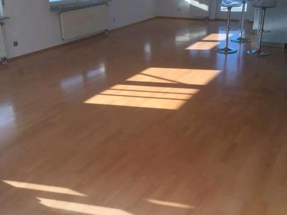 Wunderschöne 4,5 Zimmer Maisonette Wohnung mit Klimaanlage