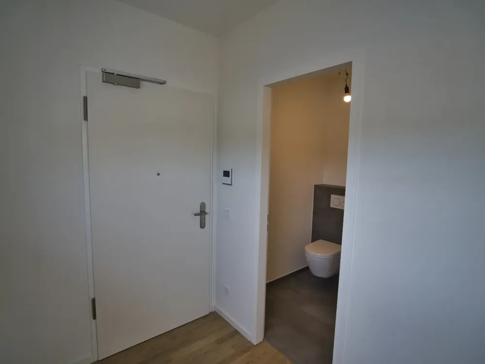 Moderne 3-Zimmer-Wohnung mit Einbauküche und Balkon in Grünau, Berlin