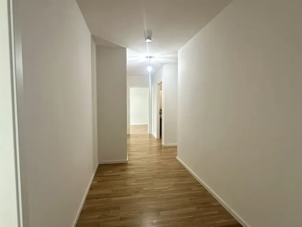 4-Zimmer * Balkon * Einbauküche * 2 Bäder * Ruhig & zentrale Lage in Moabit * WG-geeignet