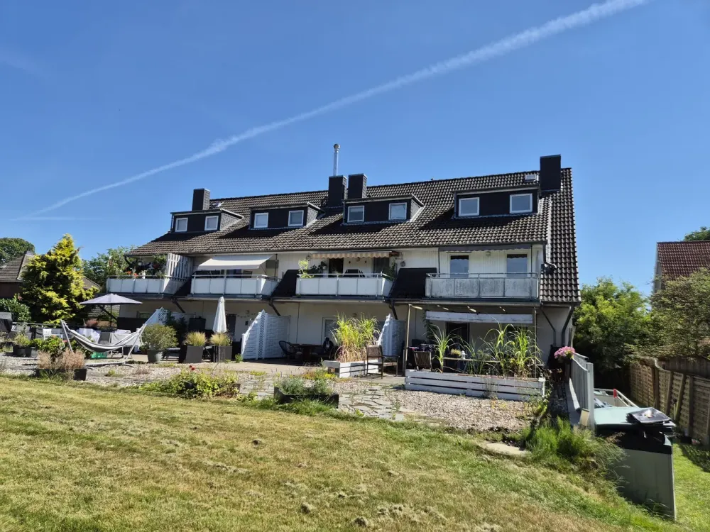 Großzügige 4- Zimmer Maisonette Wohnung in Sackgassenlage