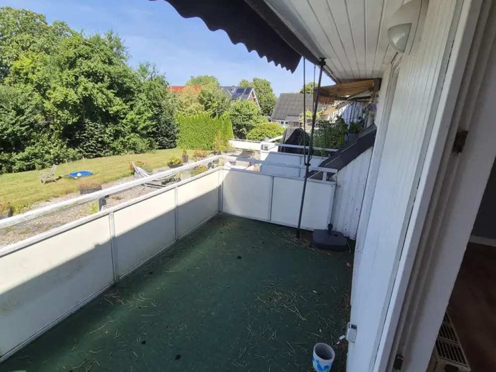 Großzügige 4- Zimmer Maisonette Wohnung in Sackgassenlage