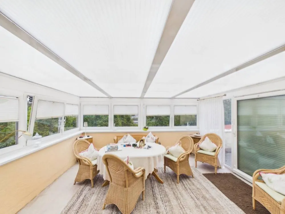 Zur Vermietung: Großzügiges Wohnen auf 119 m², mit Wintergarten & Terrasse!