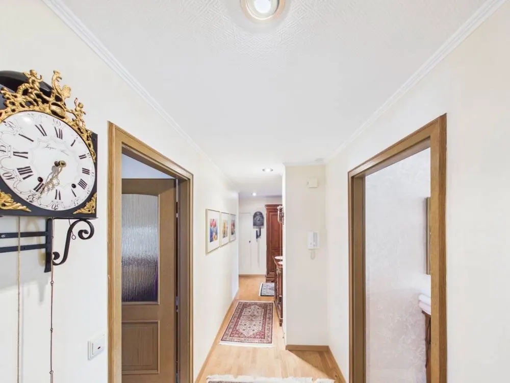 Zur Vermietung: Großzügiges Wohnen auf 119 m², mit Wintergarten & Terrasse!