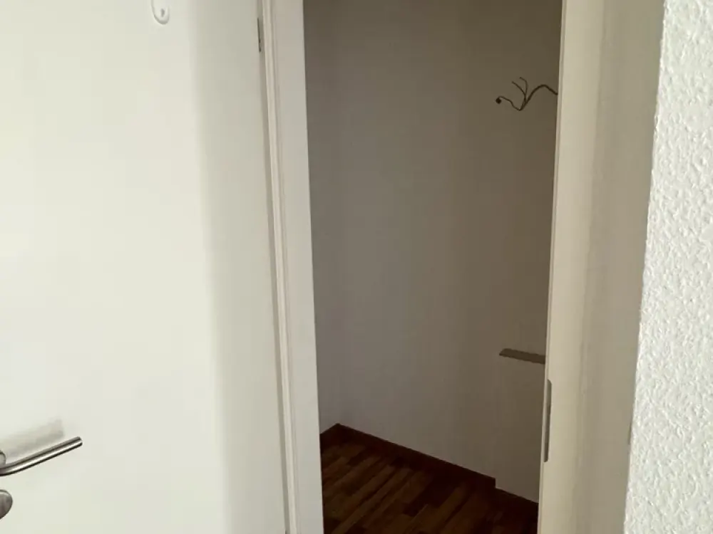 3-Room Apartment with Balcony in Offenbach-Rumpenheim