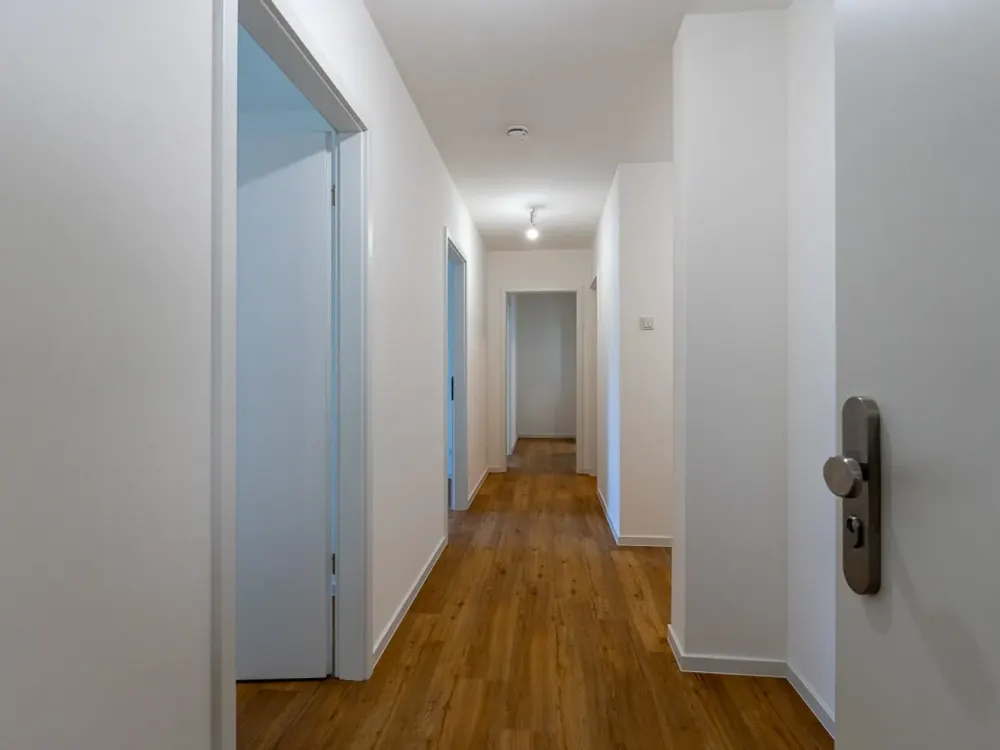 Exklusives Wohnen im Nine West Living! Großzügige 4-Zimmer-Wohnung mit Balkon, Tiefgarage und Keller