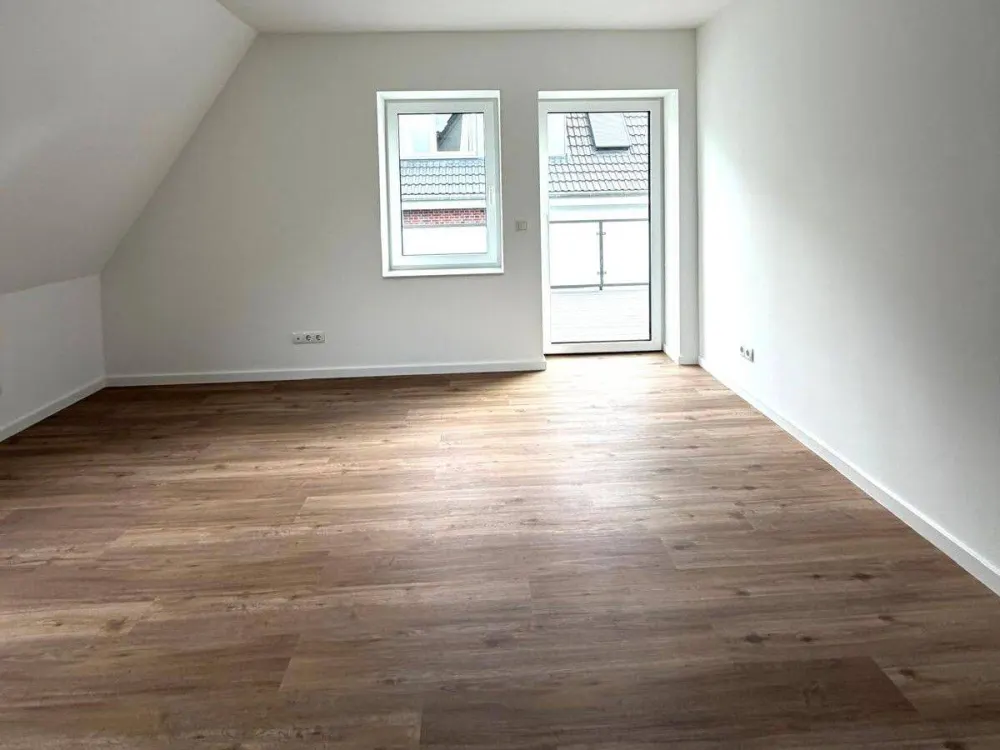 3 Zimmer Wohnung - Erstbezug nach Kernsanierung