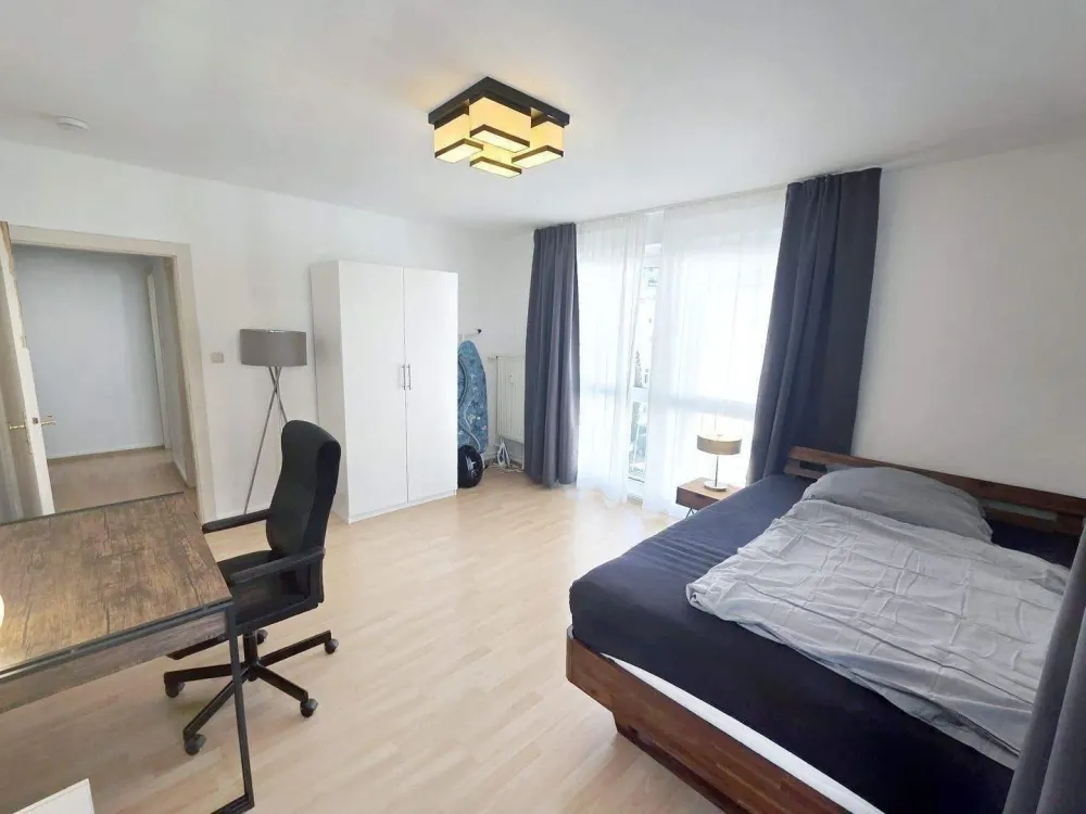 Ab 15.09.2026 - schickes und modernes 1-Zimmer-Apartment mit Balkon - top Lage im Frankfurter Westend