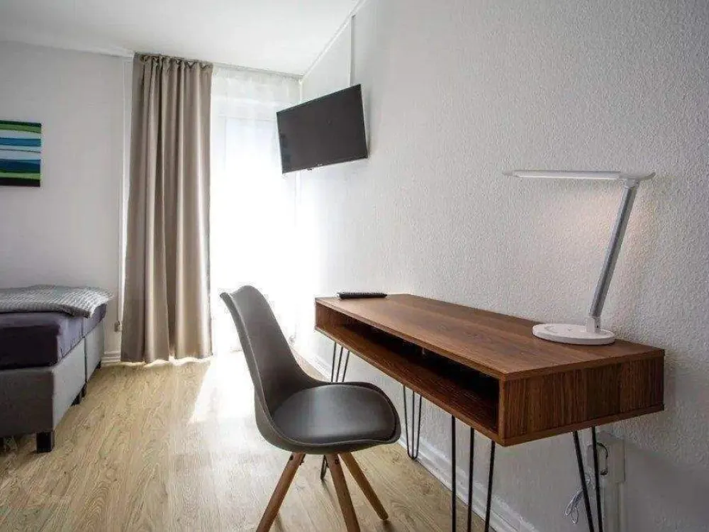 Ab 15.09.2026 - schickes und modernes 1-Zimmer-Apartment mit Balkon - top Lage im Frankfurter Westend