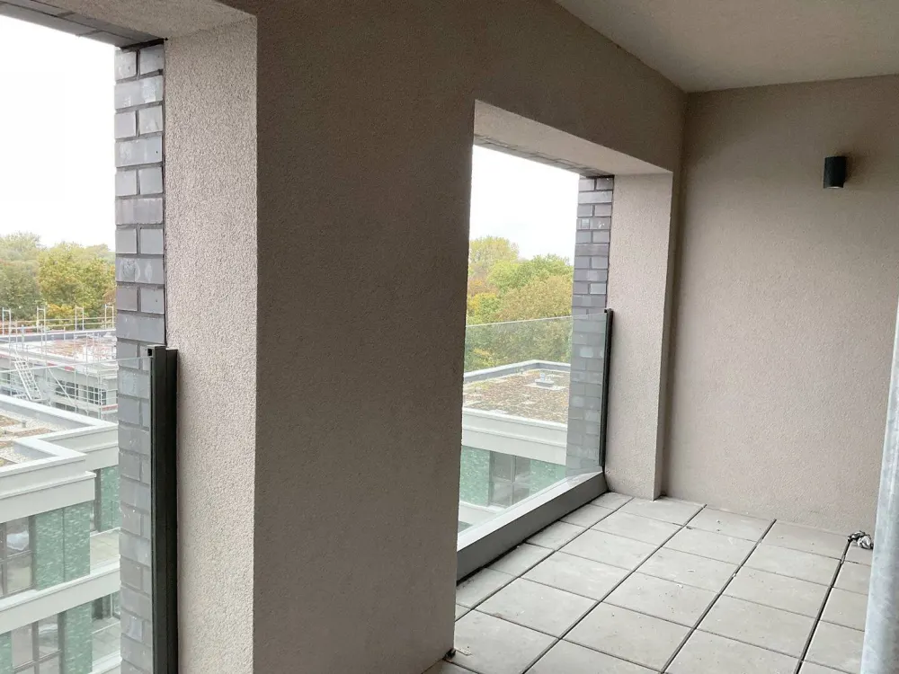 Für Rollstuhlfahrer geeignet! 4 Zimmer mit Loggia, Einbauküche, Tageslichtbad, Aufzug