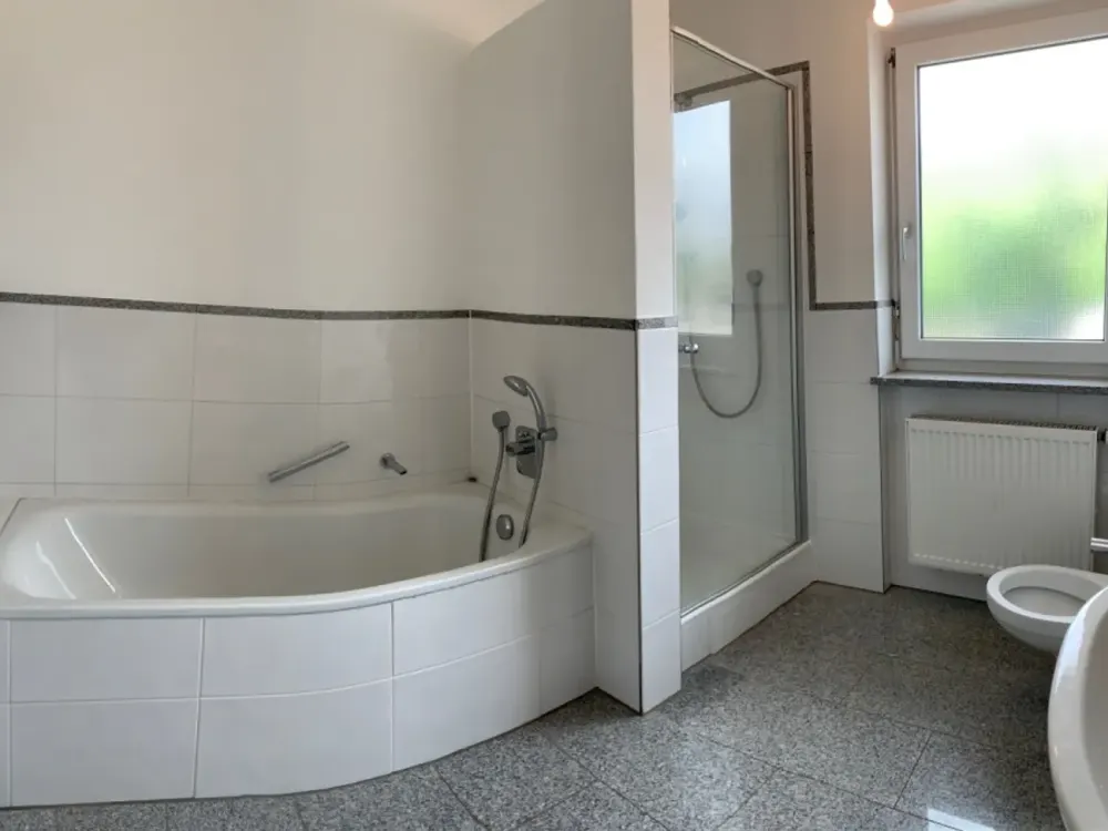 **Wohnperle sucht langfristigen Mieter**