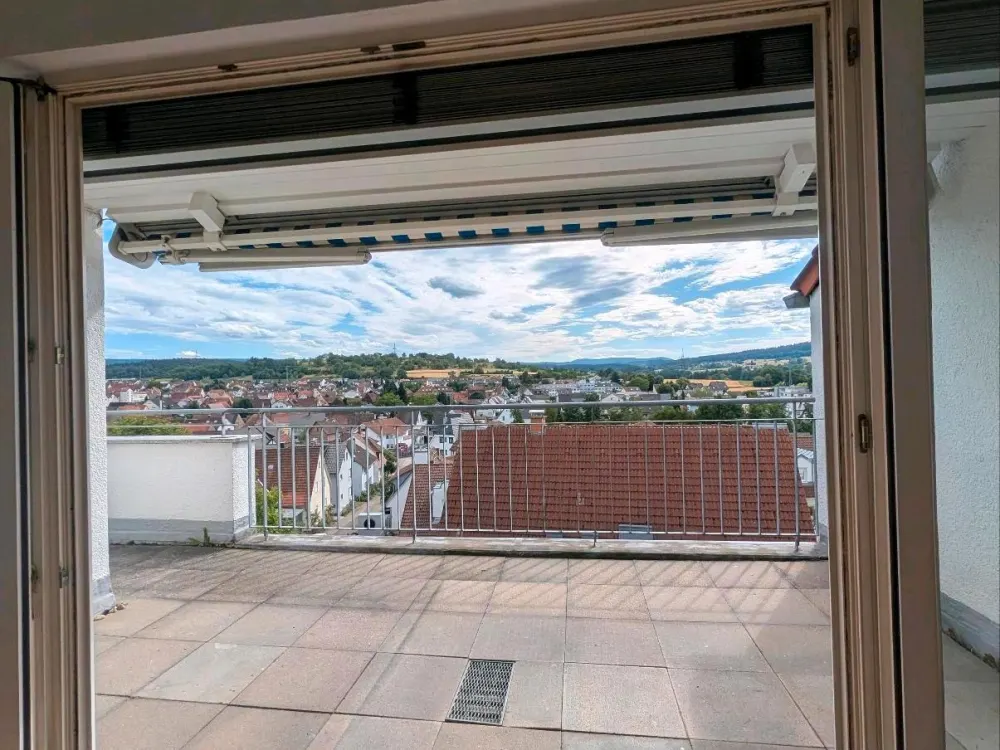 95sqm Attic Apartment for Rent