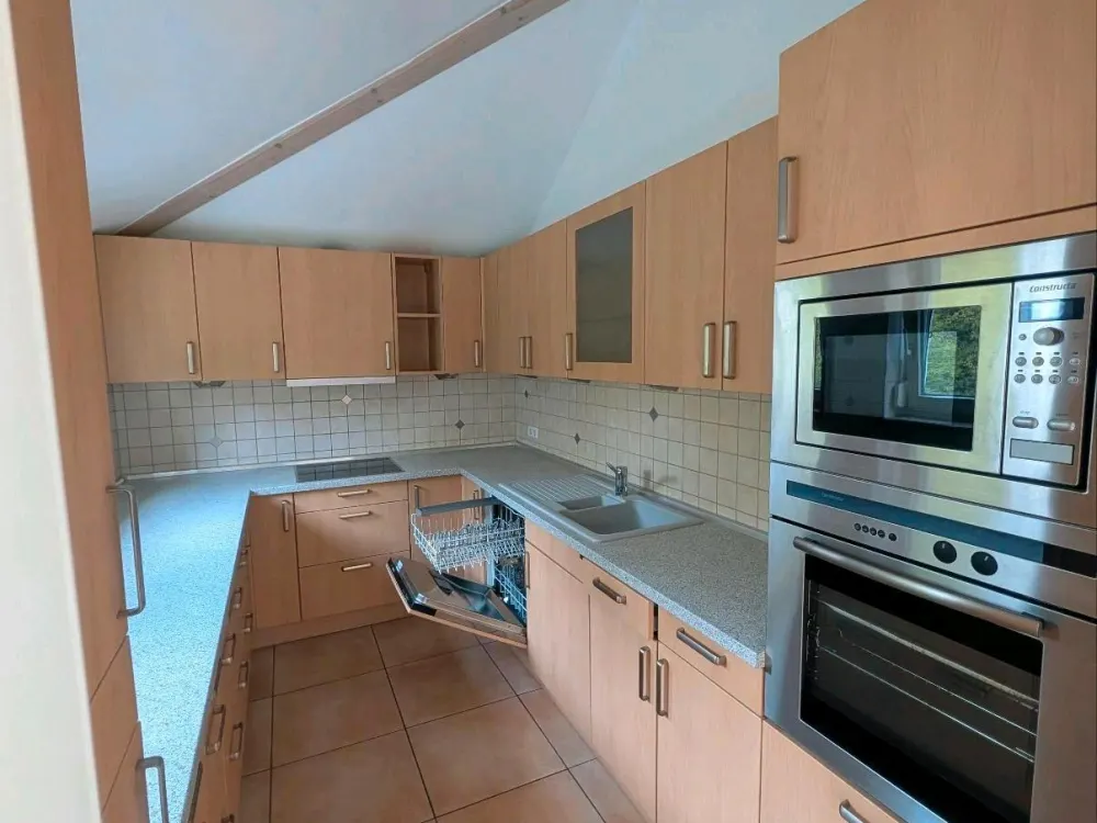 95sqm Attic Apartment for Rent