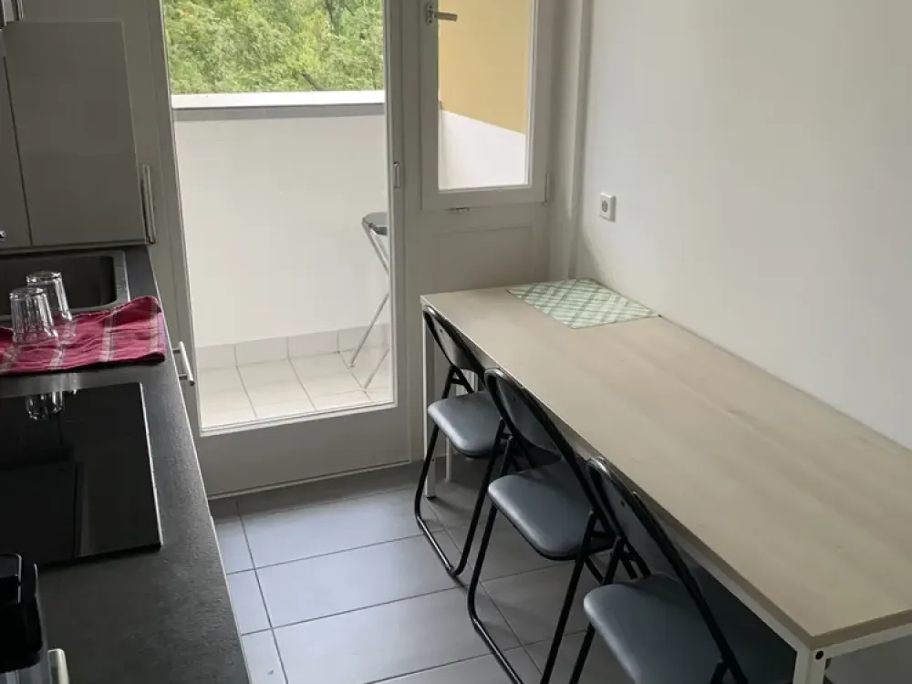Möblierte 2 Zimmer Wohnung auf Zeit, in Stuttgart