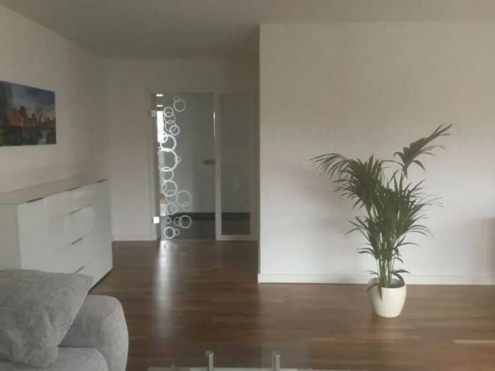Exklusive möblierte 3 Zimmer Wohnung zu vermieten