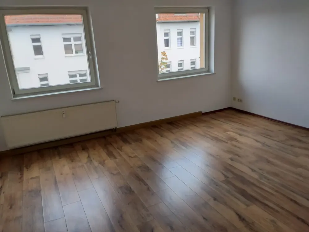 2-Room Apartment with Balcony in Leipzig-Neulindenau