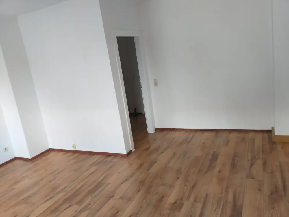 2-Room Apartment with Balcony in Leipzig-Neulindenau