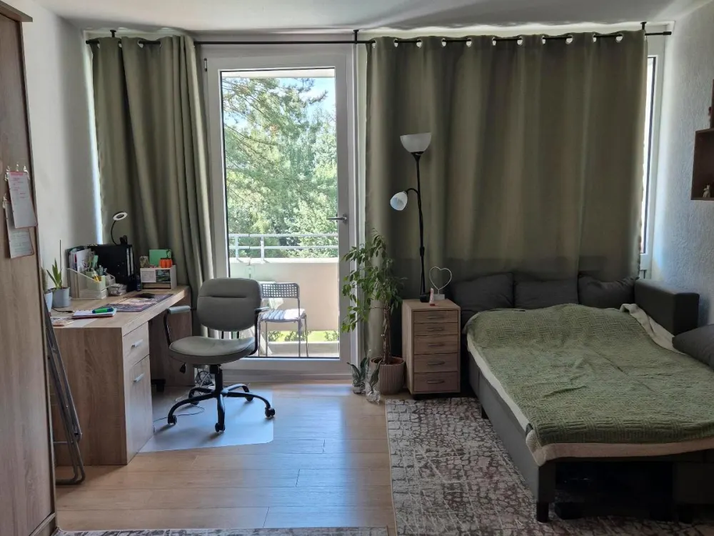 Schöne unmöblierte Wohnung, Unbefristet zu vermieten!