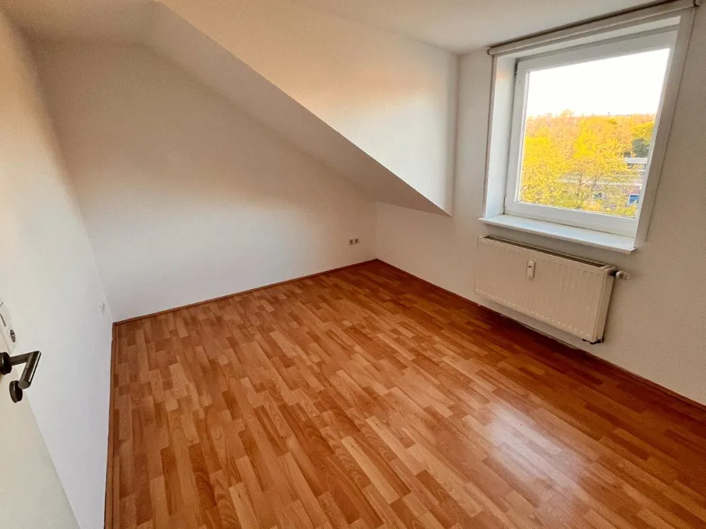Ruhige 2-Zimmerdachgeschoßwohnung in Köln-Höhenberg