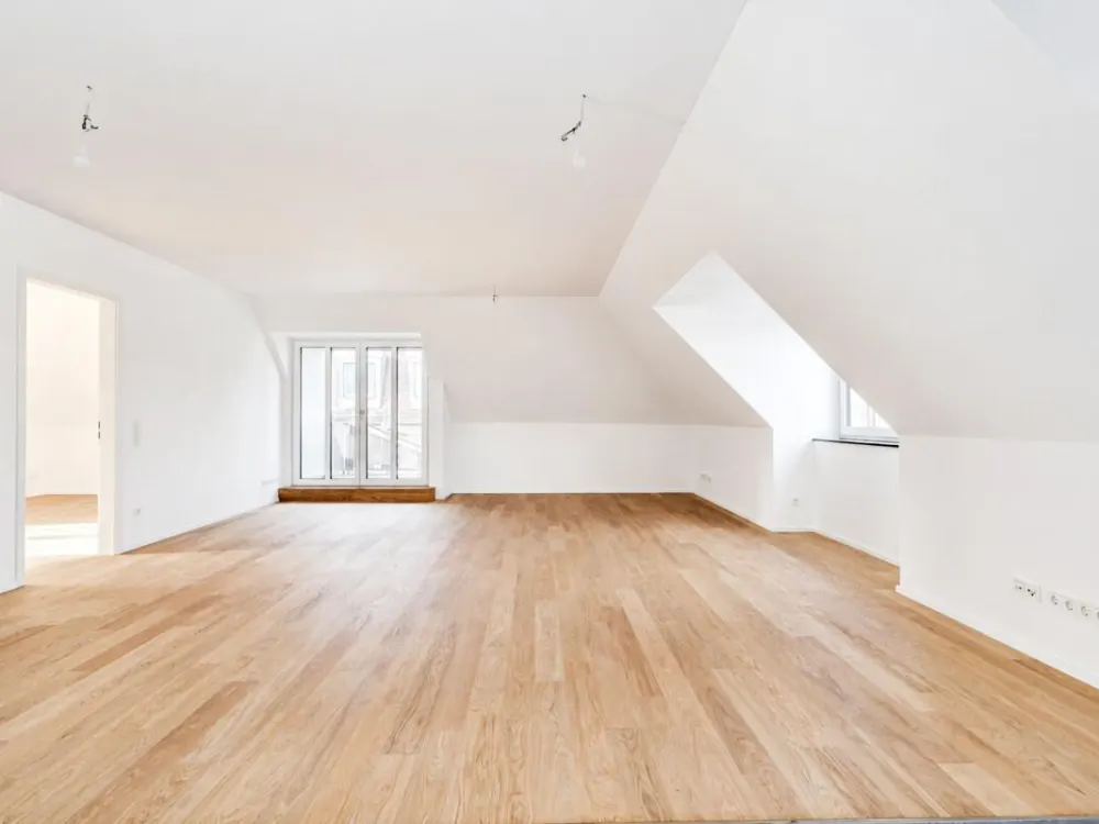2- Zimmerwohnung im Herzen von Gauting - frisch saniert und außergewöhnlich großzügig