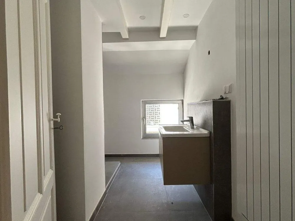neu renoviertes WG Zimmer direkt am Merianplatz