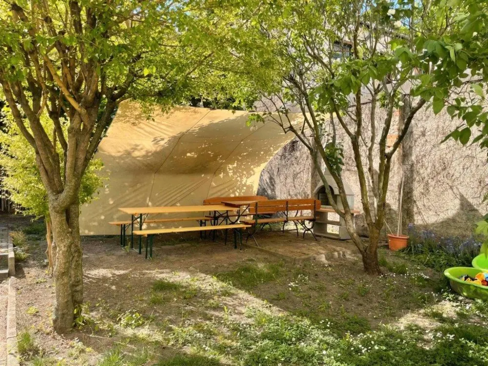 Vollmöblierte 1-Zimmer-Wohnung mit Einbauküche, WLAN und Gartennu