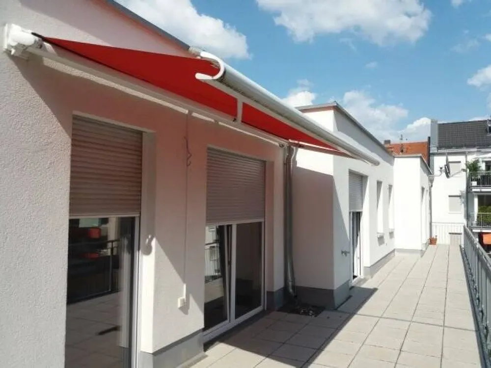 PENTHOUSE 3 1/2-Zimmer, für gehobene Ansprüche, modern, viele Extras, 1a-EBK, Eh-Parkett, Fußbodenhzg, TG, zentrale Lage, zur Miete von privat!