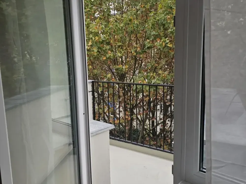 Centrally Located Partially Furnished 1-Room Apartment in Excellent Location in Schöneberg (Near Kudamm)