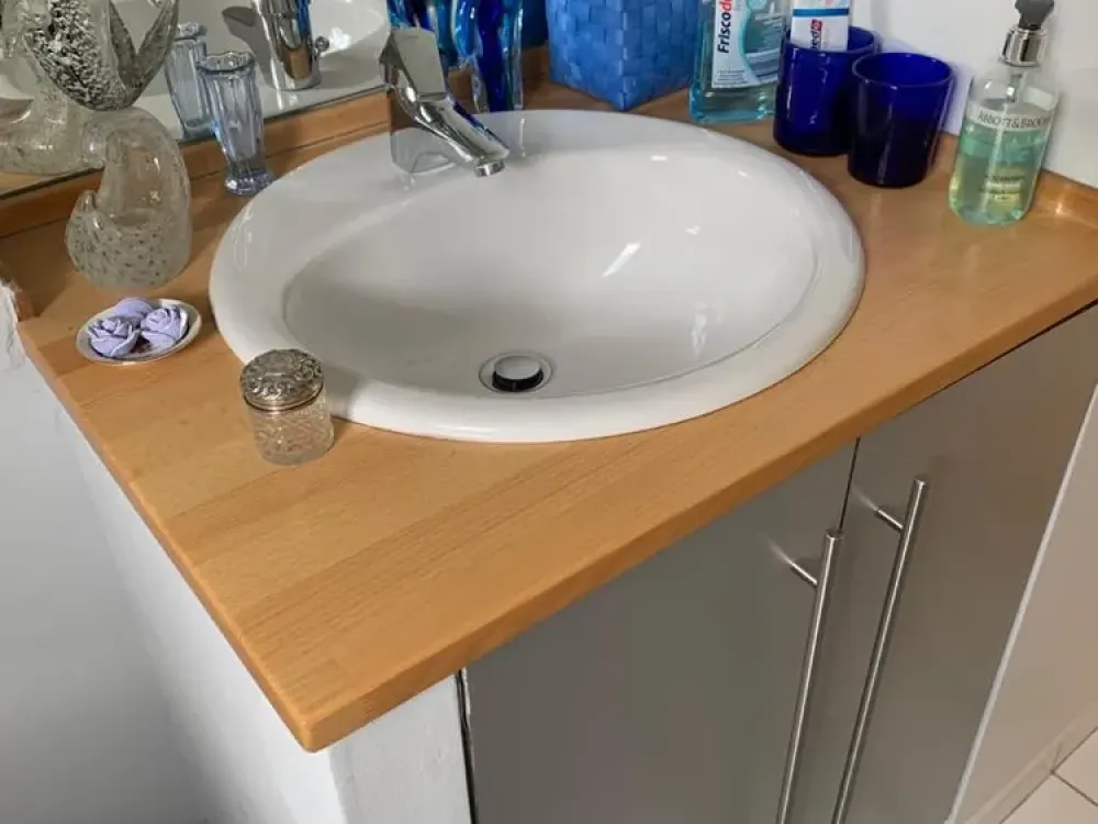 Schöne Maisonette Wohnung in 2-Familienhaus mit einem wunderschönen sehr großen Balkon