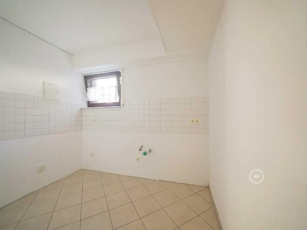 Ratingen-Süd: Ruhige 2-Zimmer-Terrassenwohnung im Souterrain eines Zweifamilienhauses
