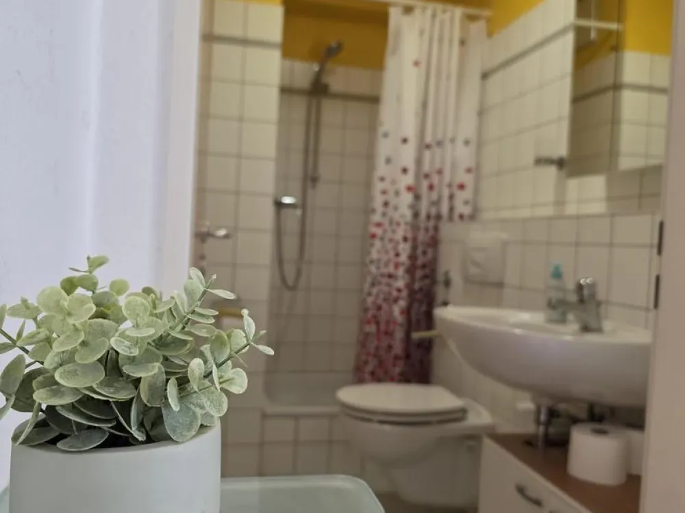 Gemütliche Pendlerwohnung voll möbliert / löffelfertig + Fußbodenheizung (TG-Wohnung)