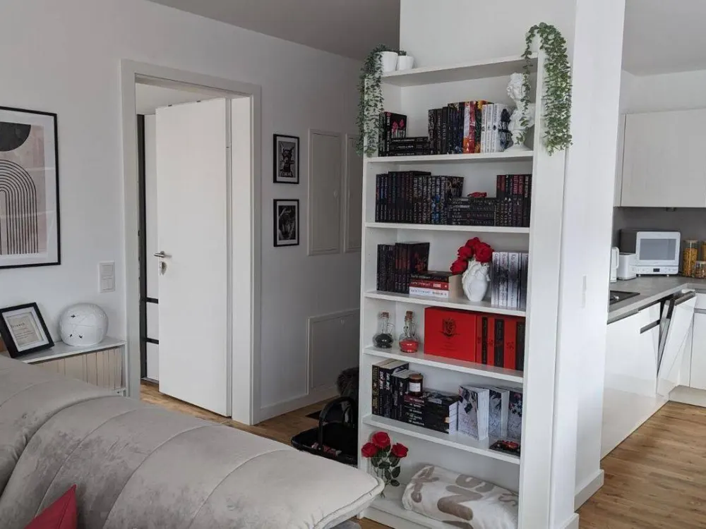 Hochformatige 2-Zimmer-Wohnung mit Balkon in München - Preußenstraße (80809)