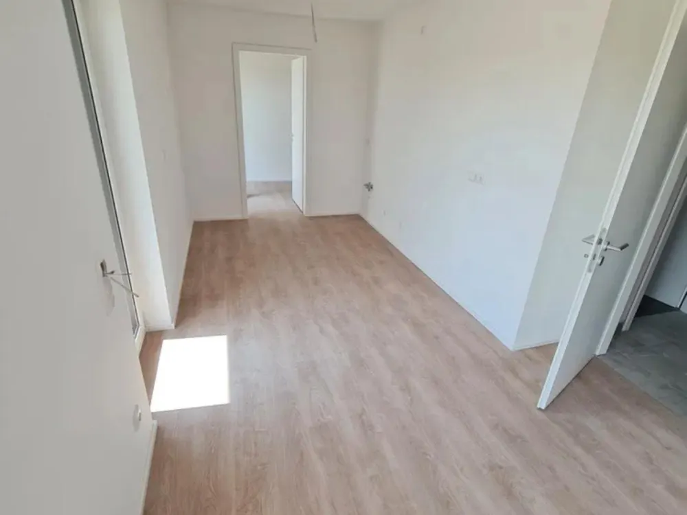 Exklusive 2,5-Zimmer-Wohnung mit Balkon in Aschheim