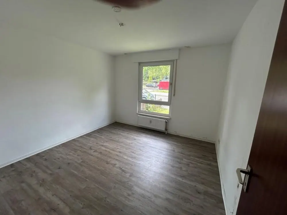 2-Zimmer-Wohnung (WBS) mit großem Badezimmer und Terrasse