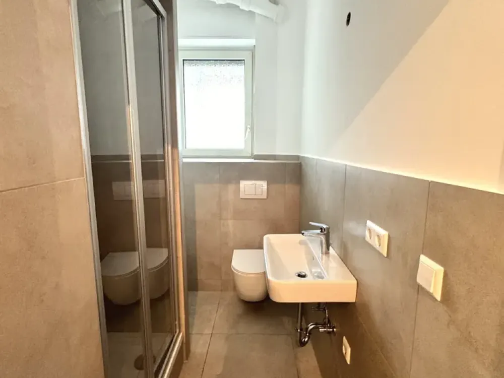 ALL NEW, ALL BEAUTIFUL! Stylish 2-Room Apartment with Glazed Balcony in TOP Location
