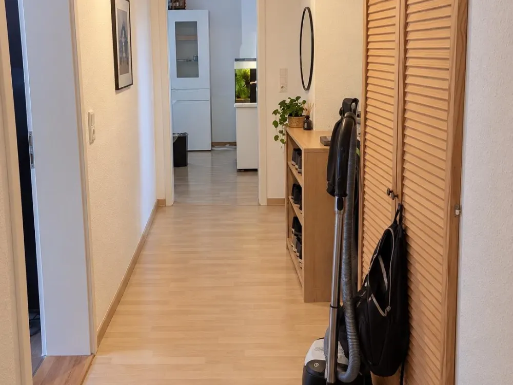 Schöne 4-Zi Wohnung mit Balkon, ab sofort