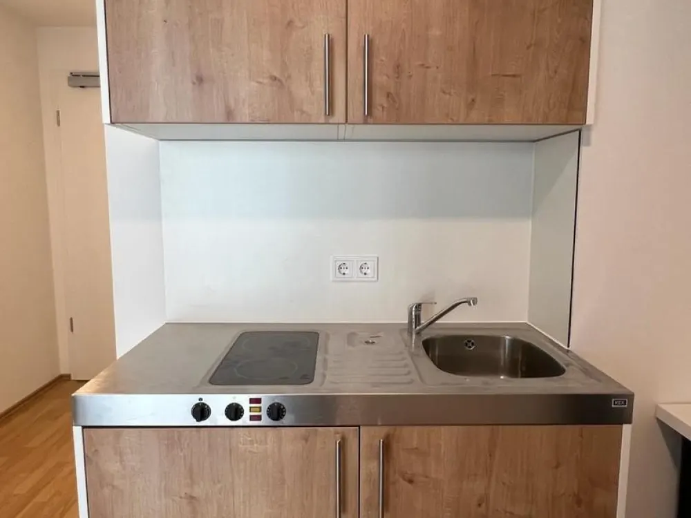Vollmöblierte All Inklusive 1-Zimmer-Wohnung