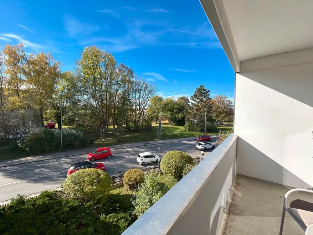 möbliert Apartment mit EBK + Balkon, ab 01.10.26 mögl.