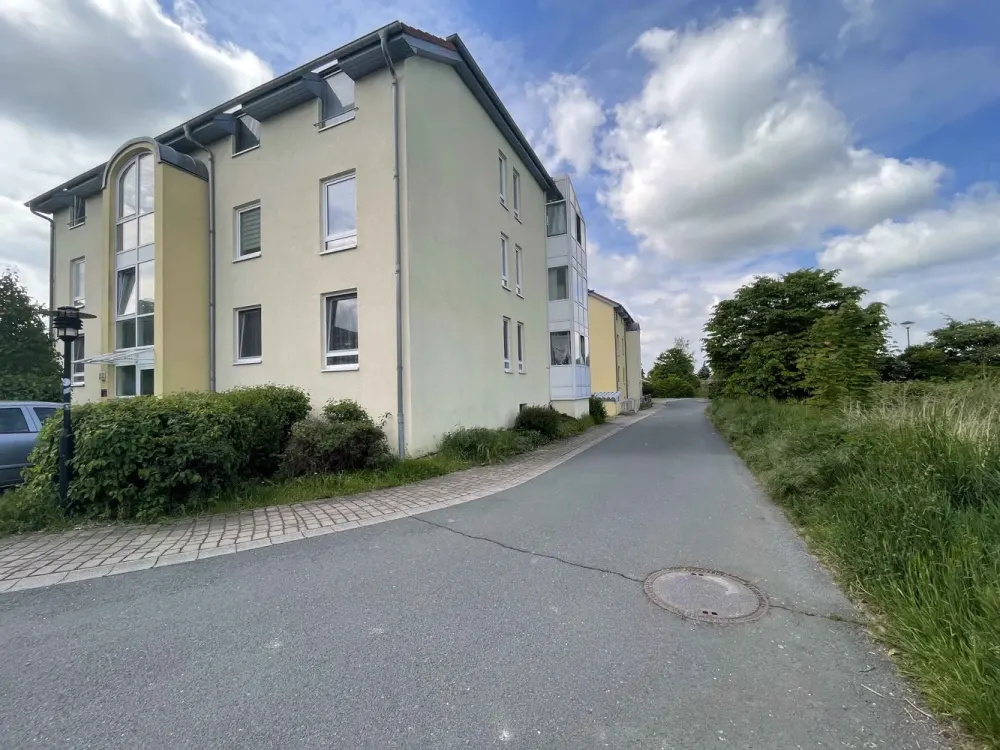 //3-Zimmer*Wintergarten*EBK*SP/