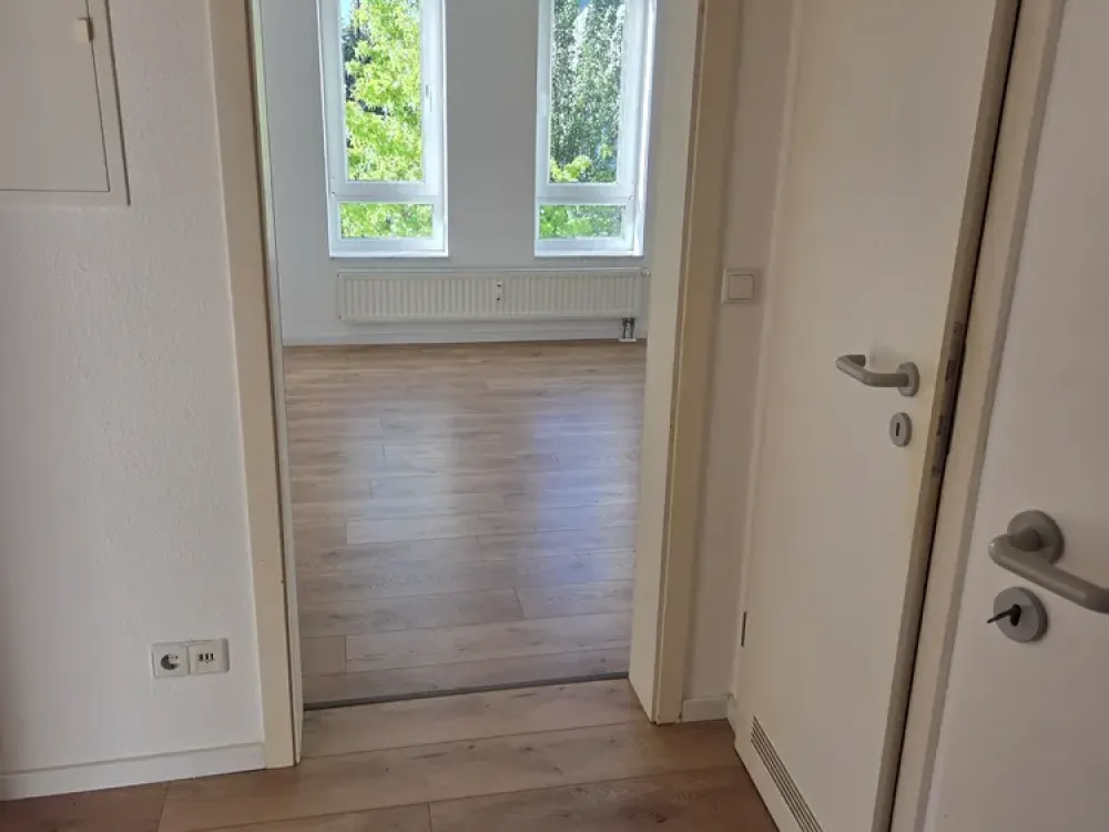 //3-Zimmer*Wintergarten*EBK*SP/