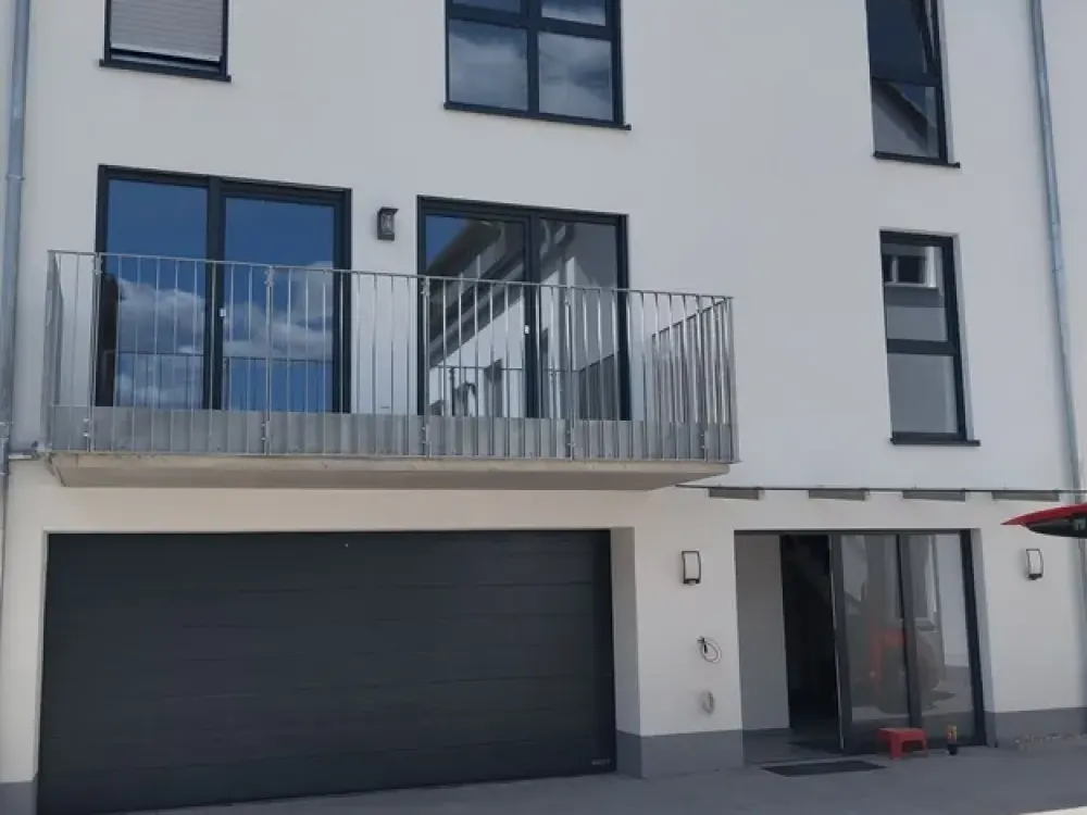 Neubau- Erstbezug- 3-Zimmer-Wohnung mit Balkon und Stellplatz in Au am Rhein