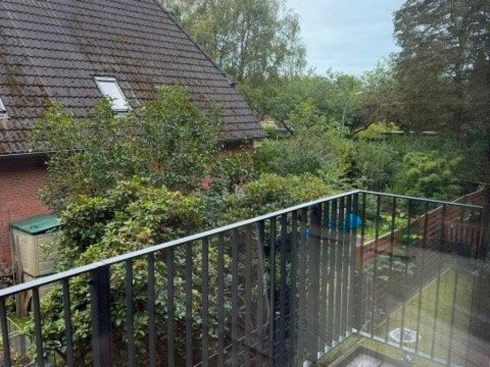Möblierte 2-Zimmer-Neubauwohnung mit Balkon, ruhige grüne Lage