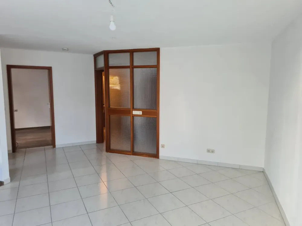 Schöne und helle 2,5 Zweizimmer Wohnung im Zentrum von Ludwigsburg.