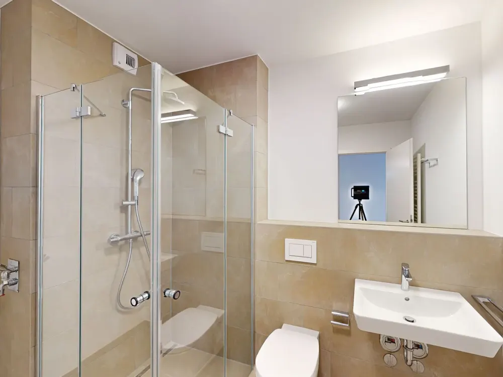 2-Zimmer-Wohnung mit Balkon im 2. Stock in Frankfurt am Main