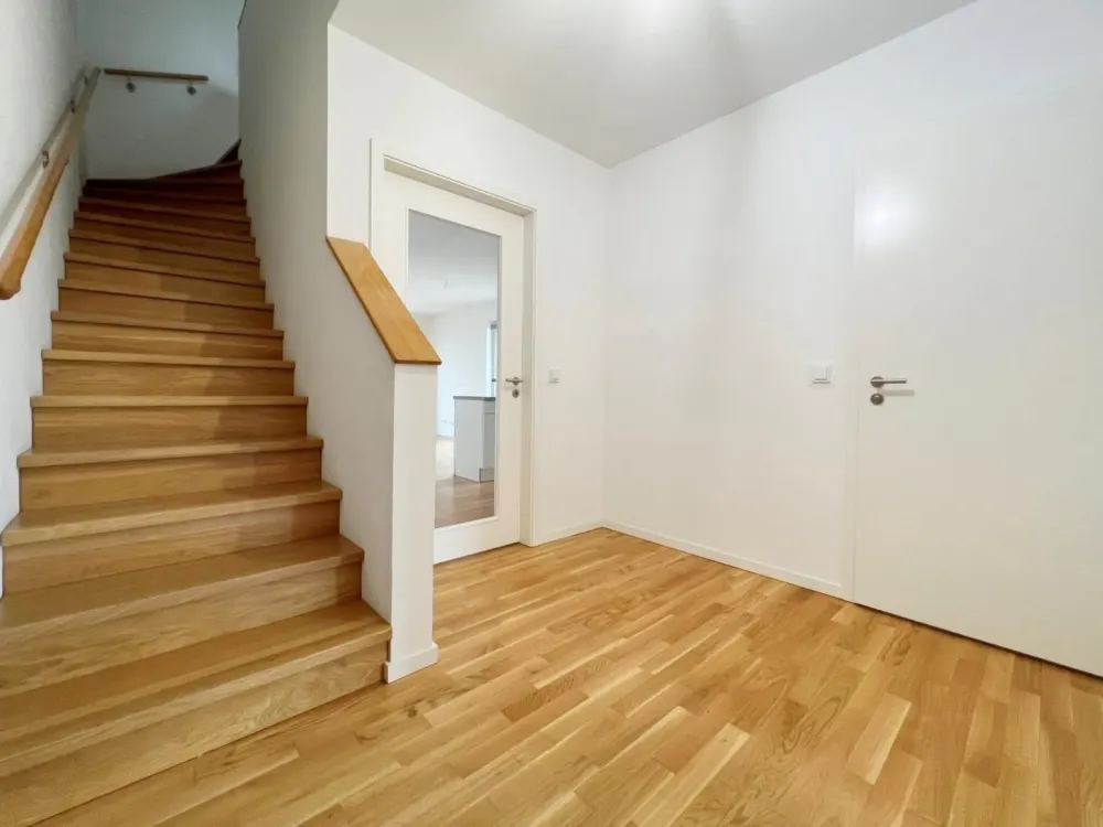 Moderne Maisonette-Wohnung zur Miete in Hamburg Jenfeld - Wentzel Dr.