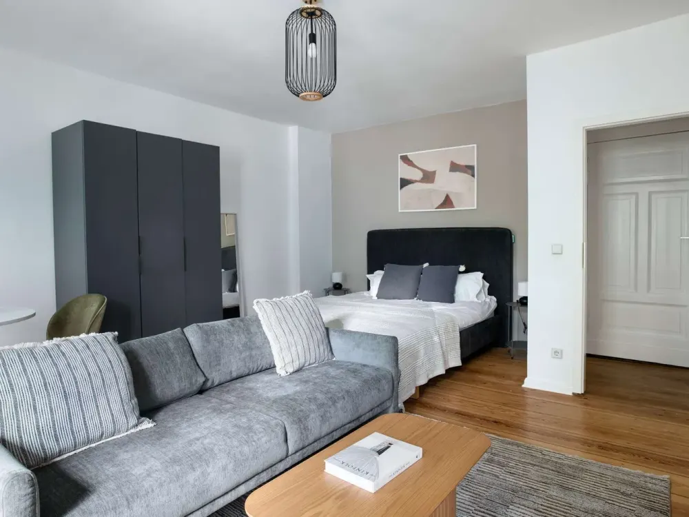 Stilvolle 1-Zimmer Wohnung in Charlottenburg - voll möbliert