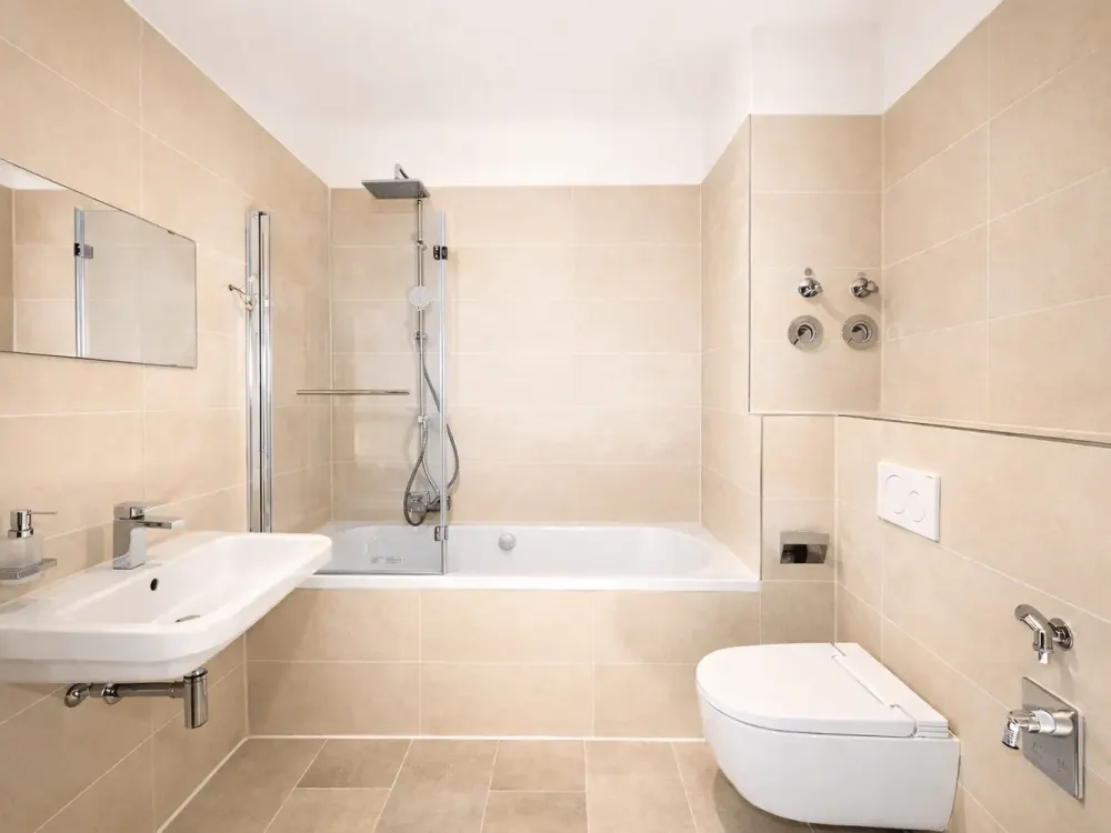 1 Month Rent-Free! First Occupancy After Modernization!
